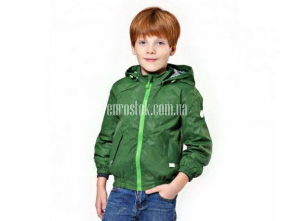 vetrovku-kyrtku-detskue