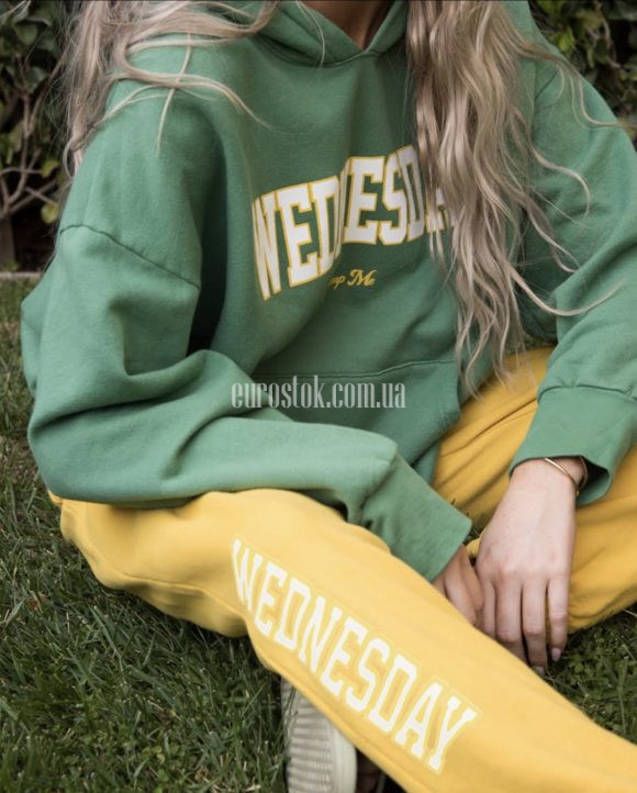 sport-odegda-call-her-daddy